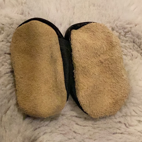 NWT SKD slippers - Picture 2 of 2